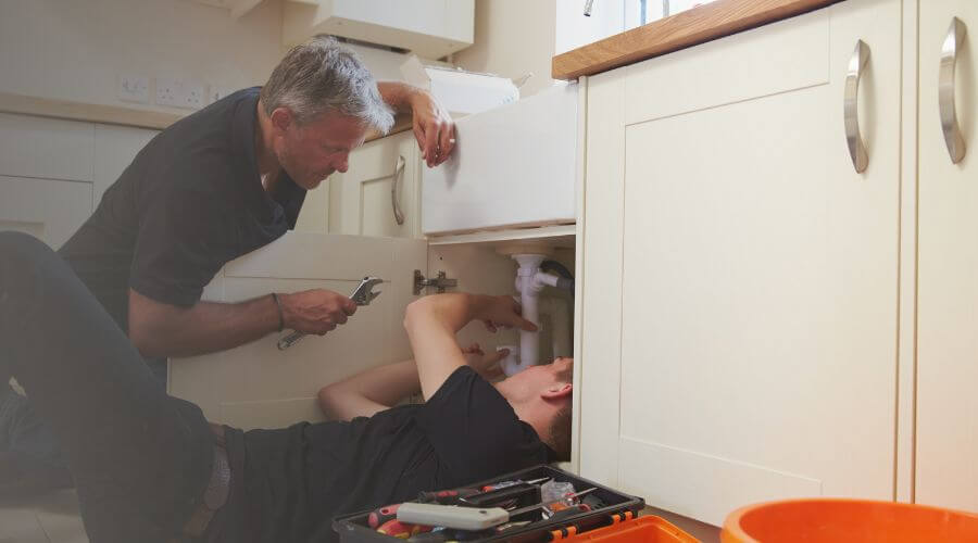 Professional same day plumber in Teec Nos Pos, AZ